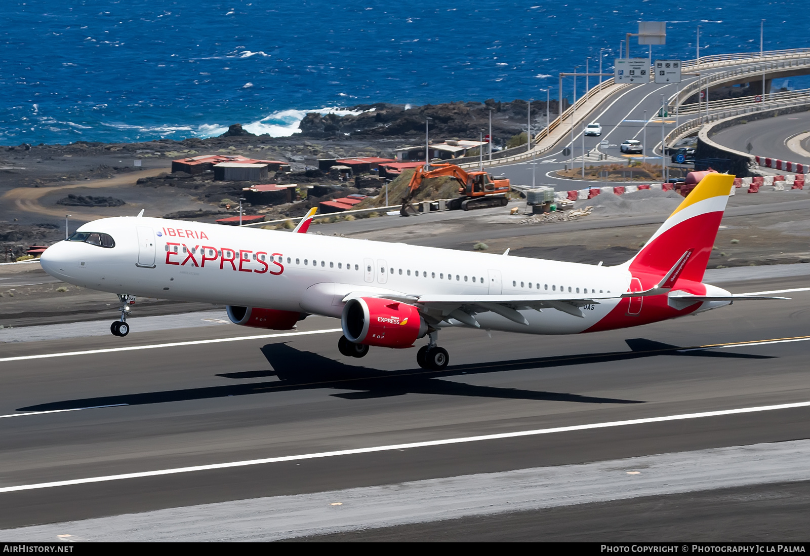 Aircraft Photo of EC-OAS | Airbus A321-251NX | Iberia Express | AirHistory.net #587855
