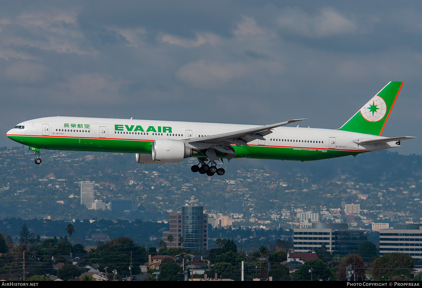 Aircraft Photo of B-16707 | Boeing 777-35E/ER | EVA Air | AirHistory.net #587890