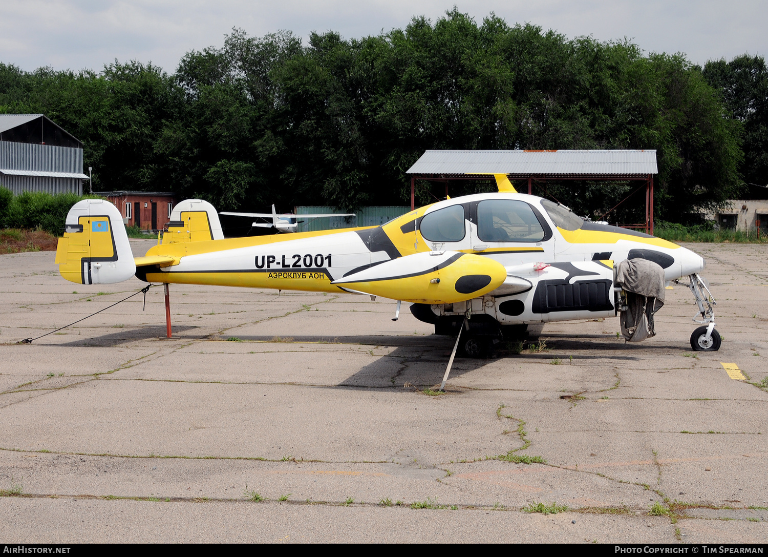 Aircraft Photo of UP-L2001 | Let L-200D Morava | Aeroklub AON | AirHistory.net #587928