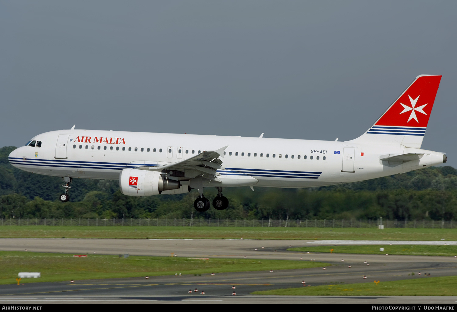 Aircraft Photo of 9H-AEI | Airbus A320-214 | Air Malta | AirHistory.net #588008