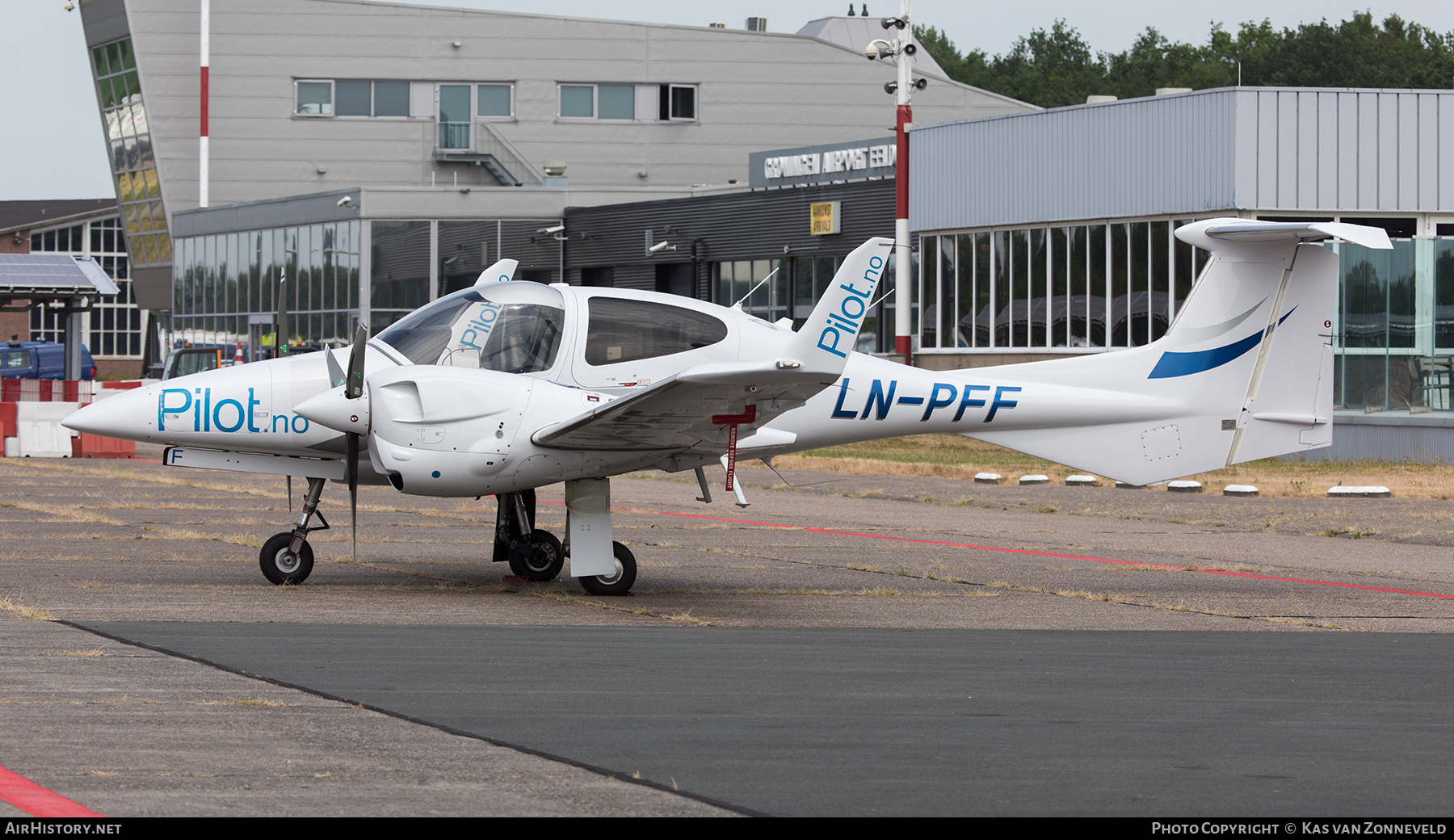 Aircraft Photo of LN-PFF | Diamond DA42 NG Twin Star | Pilot Flight Academy | AirHistory.net #588014