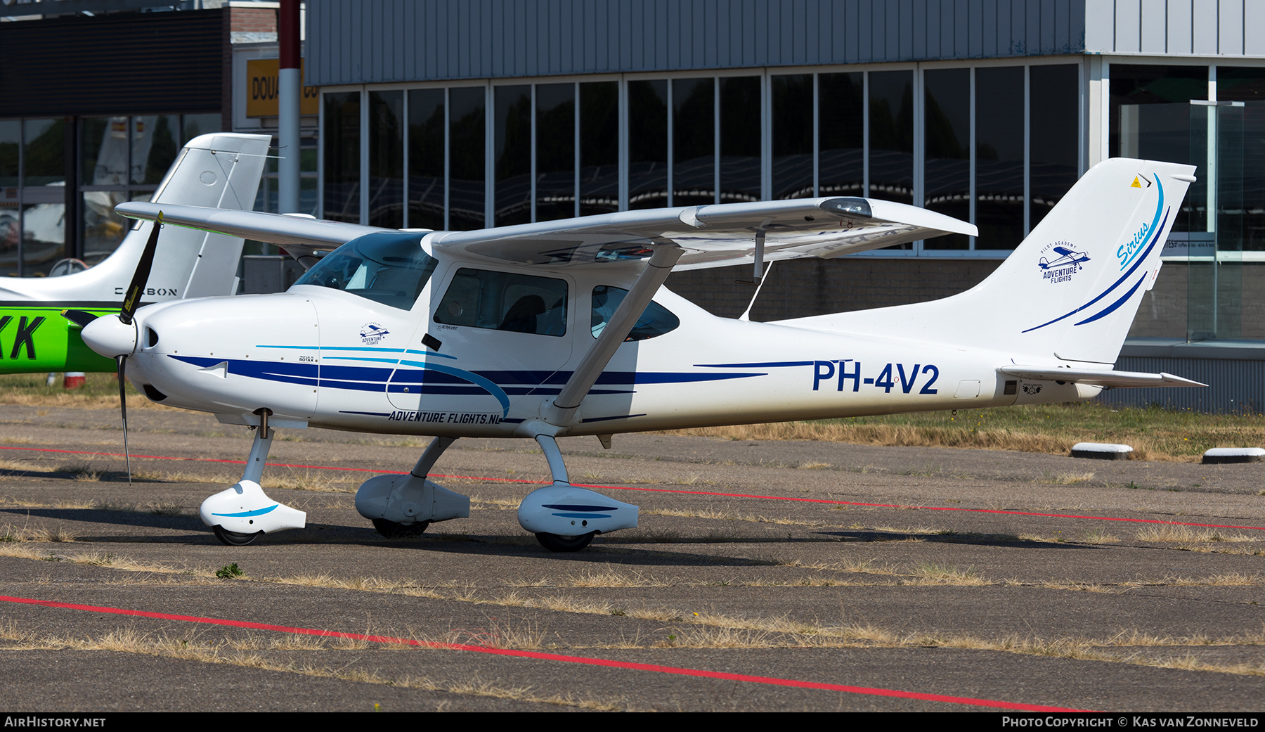 Aircraft Photo of PH-4V2 | TL Ultralight TL-3000 Sirius | Adventure Flights | AirHistory.net #588033