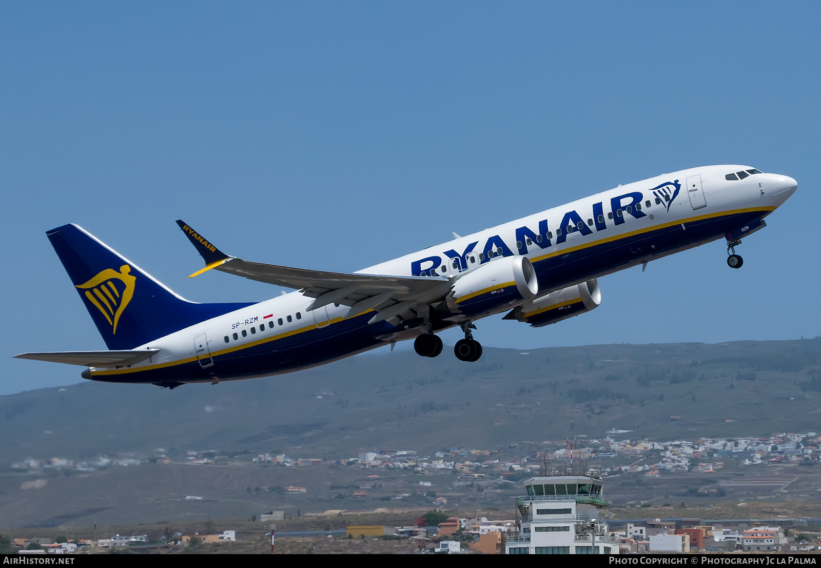 Aircraft Photo of SP-RZM | Boeing 737-8200 Max 200 | Ryanair | AirHistory.net #588094
