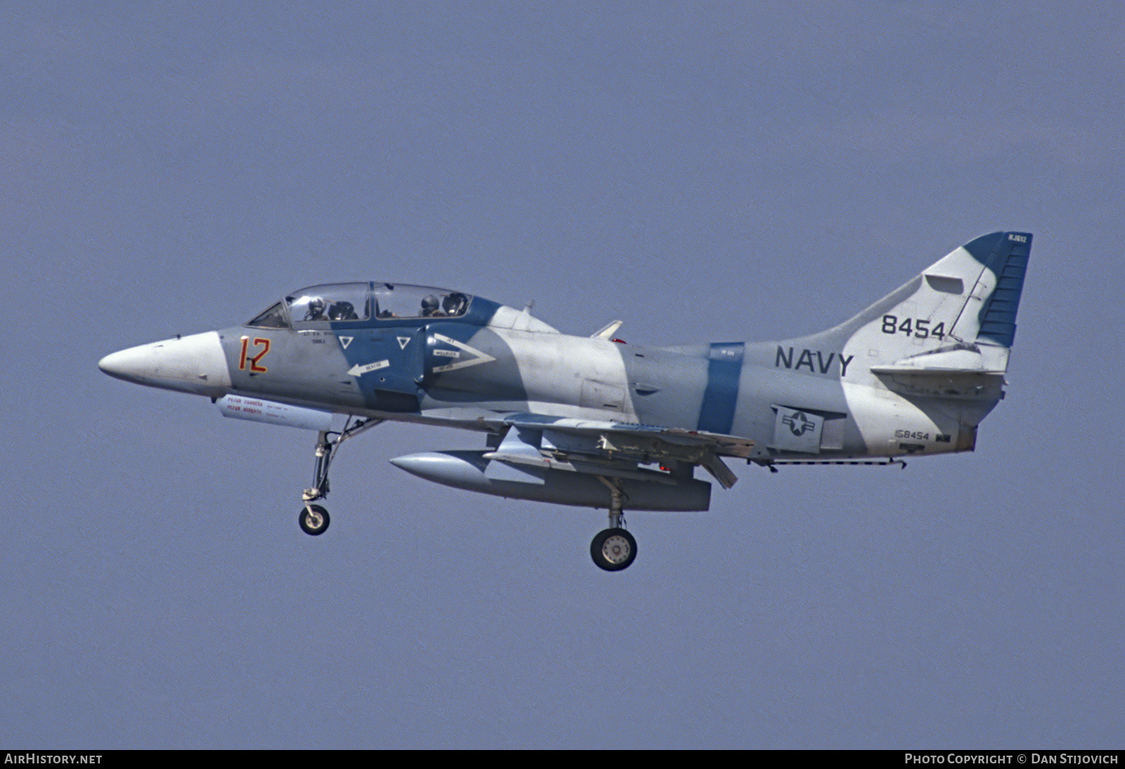 Aircraft Photo of 158454 / 8454 | Douglas TA-4J Skyhawk | USA - Navy | AirHistory.net #588156