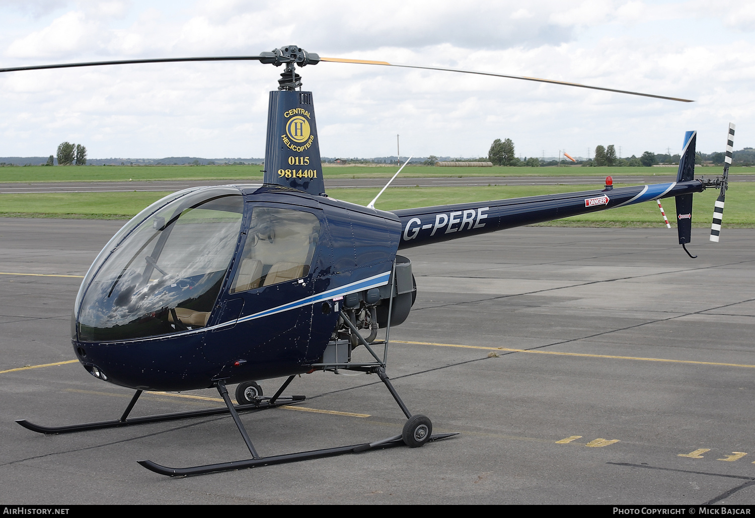 Aircraft Photo of G-PERE | Robinson R-22 Beta II | Central Helicopters | AirHistory.net #588206