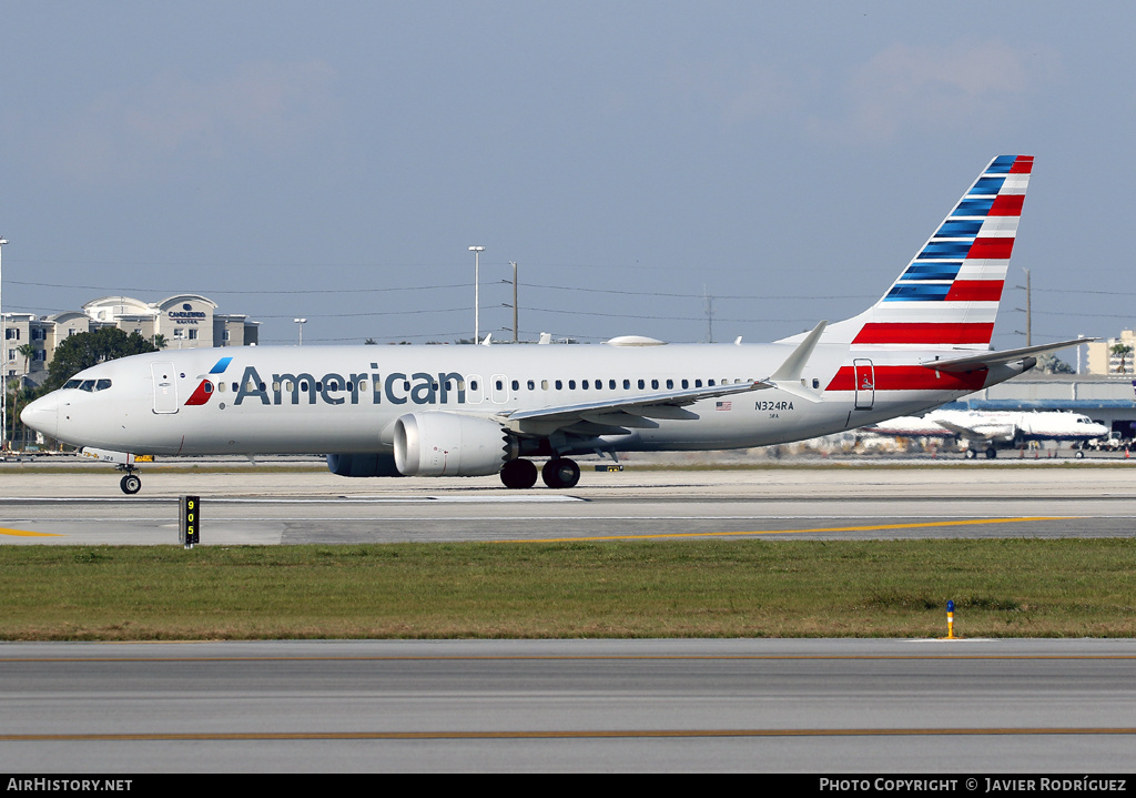 Aircraft Photo of N324RA | Boeing 737-8 Max 8 | American Airlines | AirHistory.net #588255
