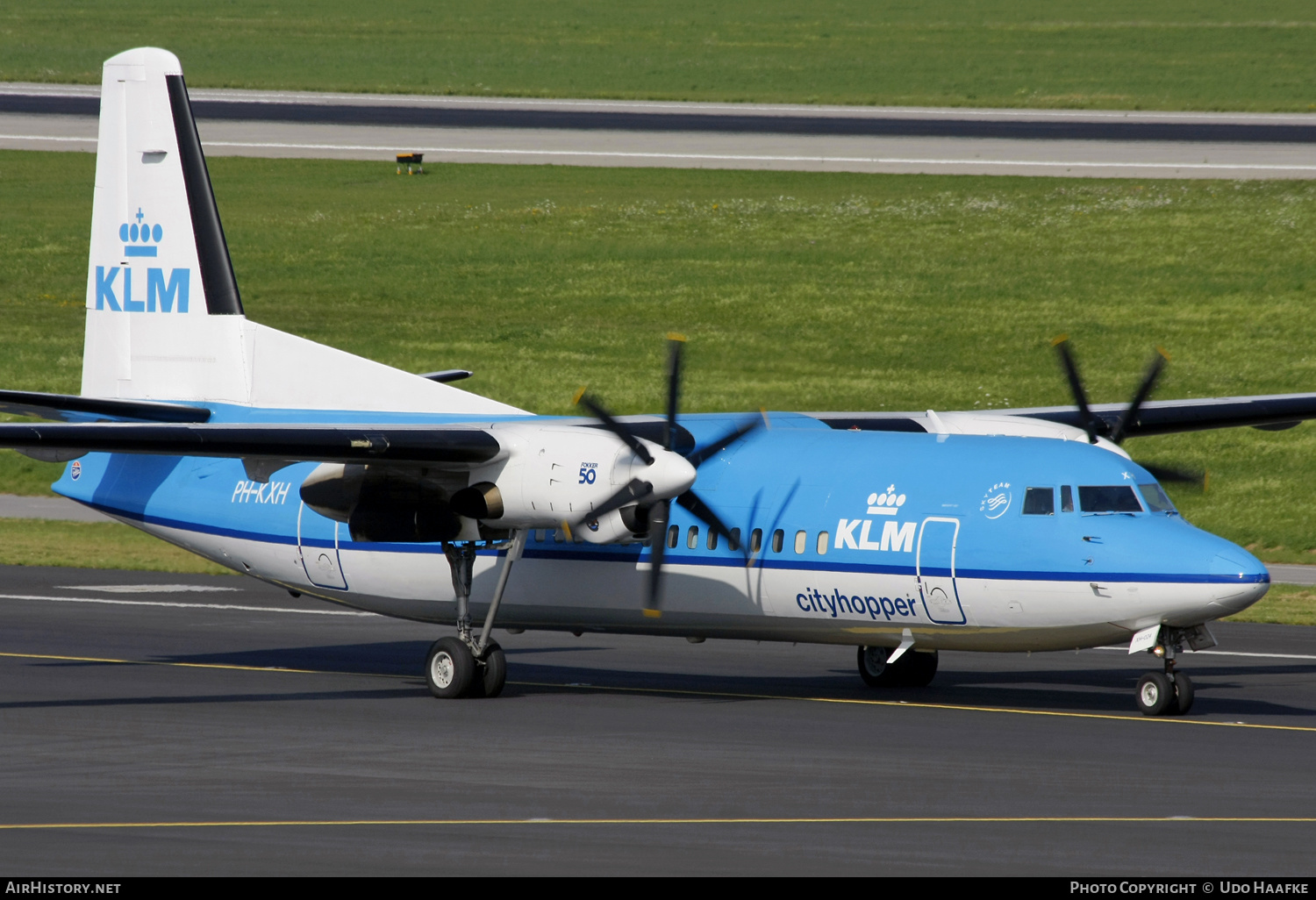 Aircraft Photo of PH-KXH | Fokker 50 | KLM Cityhopper | AirHistory.net #588301