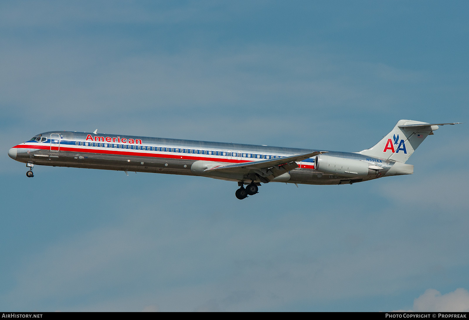 Aircraft Photo of N591AA | McDonnell Douglas MD-83 (DC-9-83) | American Airlines | AirHistory.net #588341