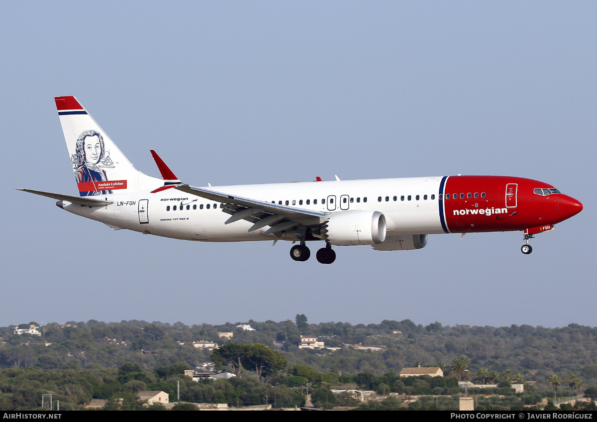 Aircraft Photo of LN-FGH | Boeing 737-8 Max 8 | Norwegian | AirHistory.net #588393