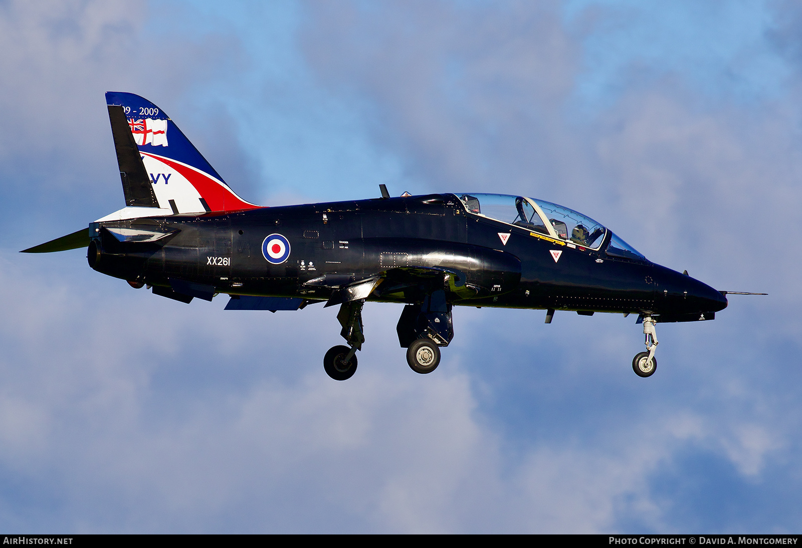 Aircraft Photo of XX261 | British Aerospace Hawk T.1A | UK - Navy | AirHistory.net #588401