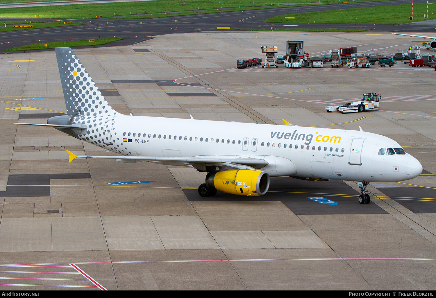 Aircraft Photo of EC-LRE | Airbus A320-232 | Vueling Airlines | AirHistory.net #588542