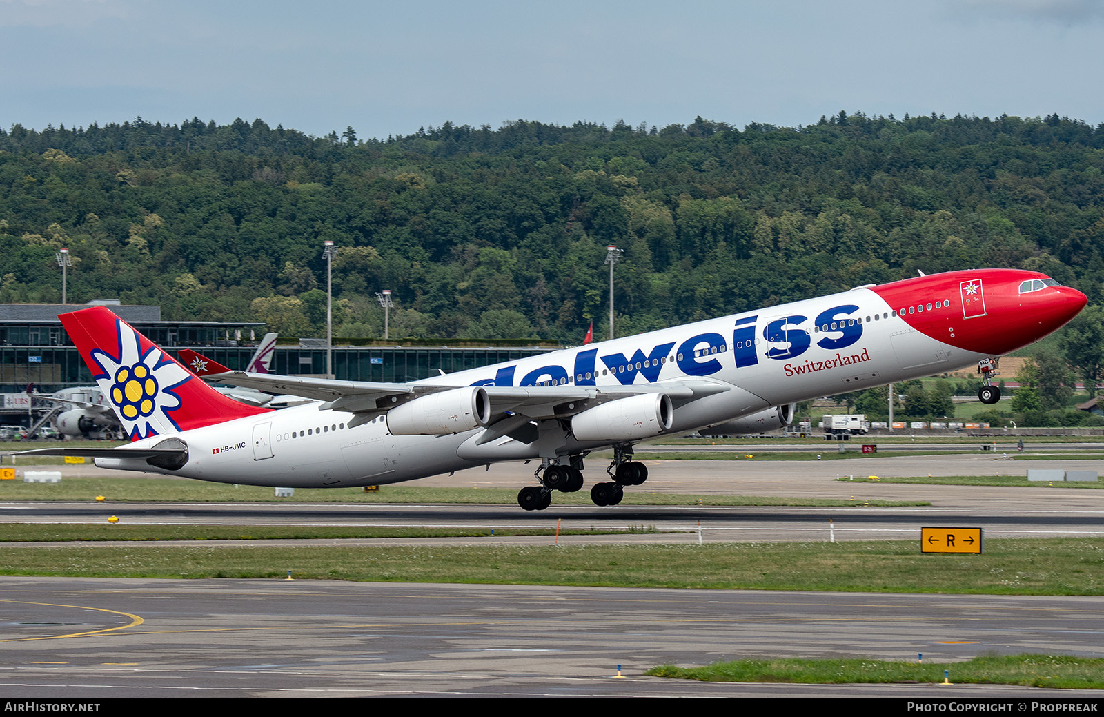 Aircraft Photo of HB-JMC | Airbus A340-313X | Edelweiss Air | AirHistory.net #588703