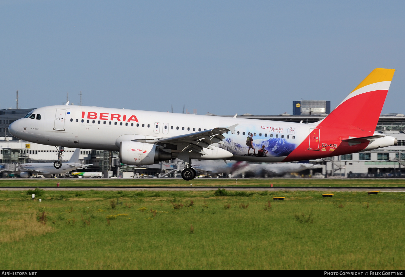 Aircraft Photo of EC-KOH | Airbus A320-214 | Iberia | AirHistory.net #588749