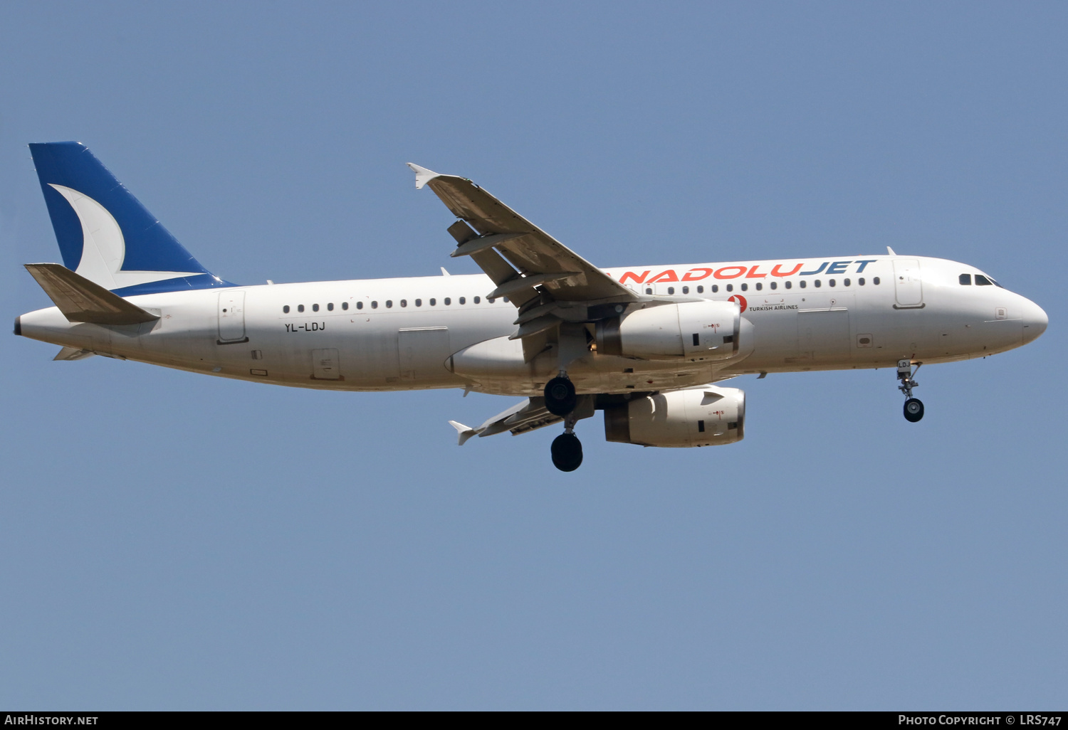 Aircraft Photo of YL-LDJ | Airbus A320-232 | AnadoluJet | AirHistory.net #588772