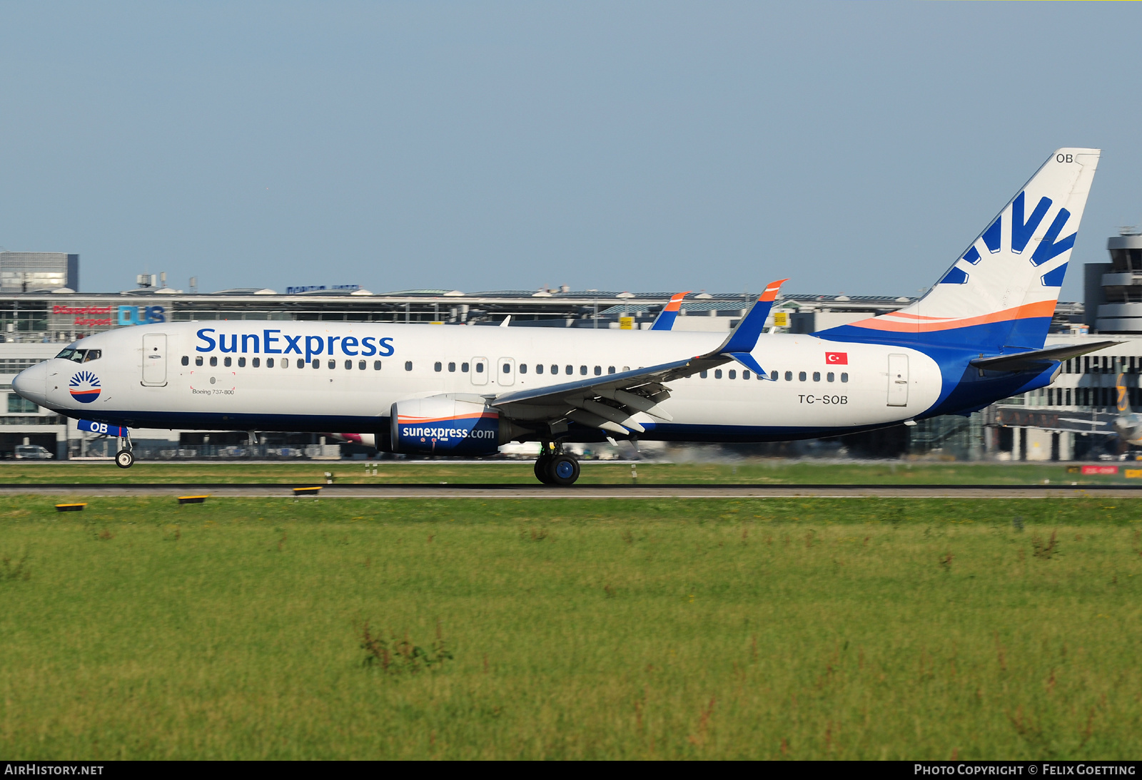 Aircraft Photo of TC-SOB | Boeing 737-8HC | SunExpress | AirHistory.net #588811