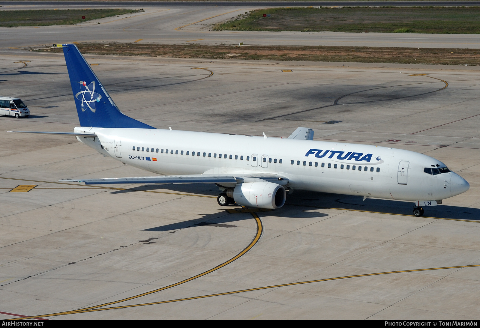 Aircraft Photo of EC-HLN | Boeing 737-86N | Futura International Airways | AirHistory.net #588868