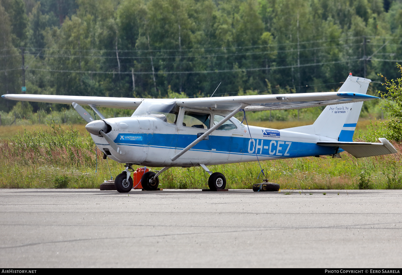 Aircraft Photo of OH-CEZ | Reims F172H | Air Spark | AirHistory.net #588905