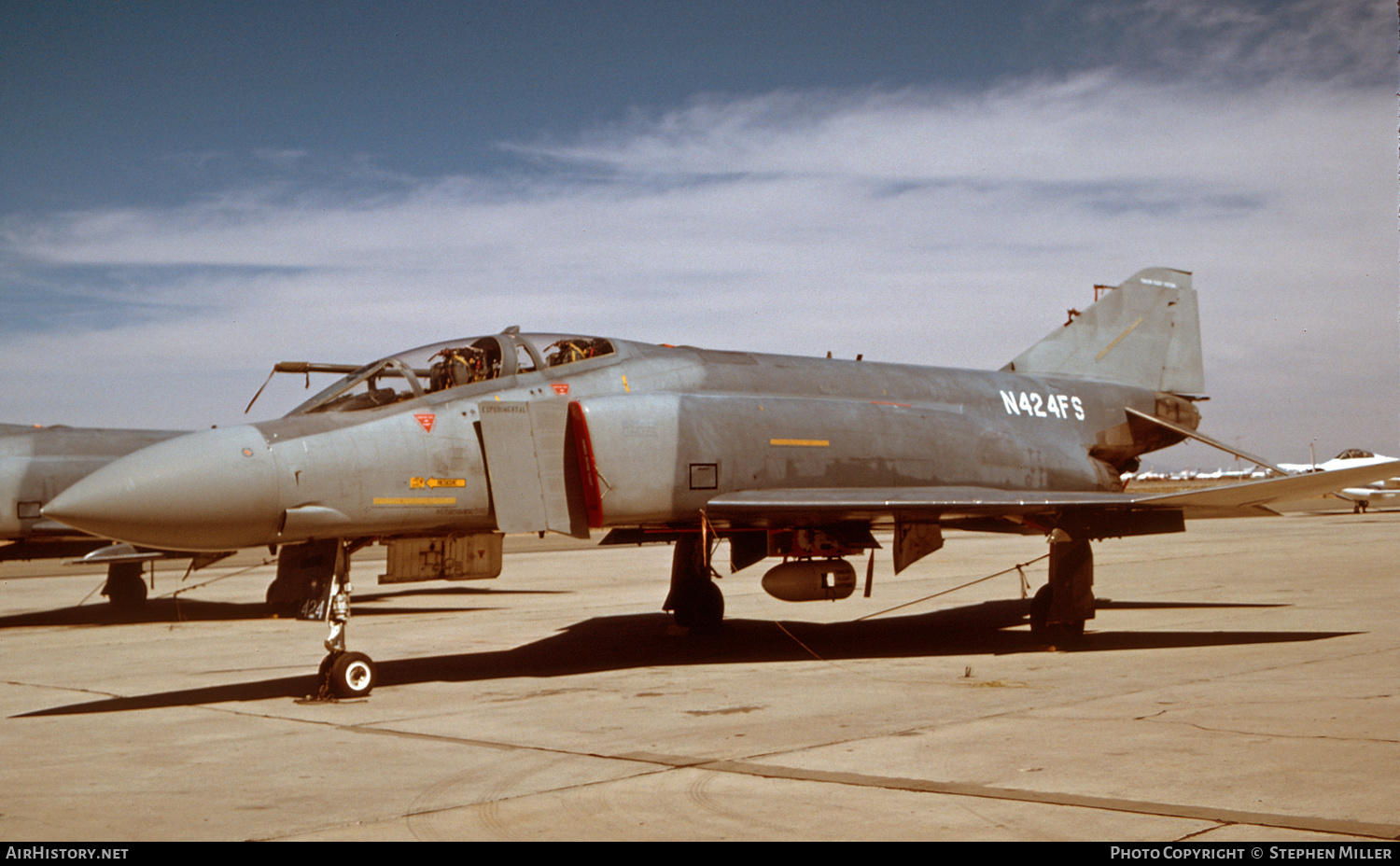 Aircraft Photo of N424FS | McDonnell Douglas F-4D Phantom II | Tracor Flight Systems | AirHistory.net #588939