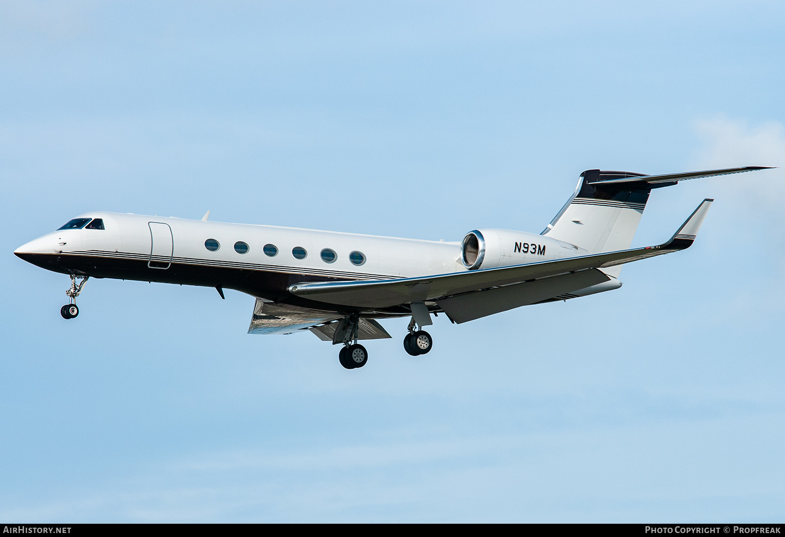 Aircraft Photo of N93M | Gulfstream Aerospace G-V Gulfstream V | AirHistory.net #588957