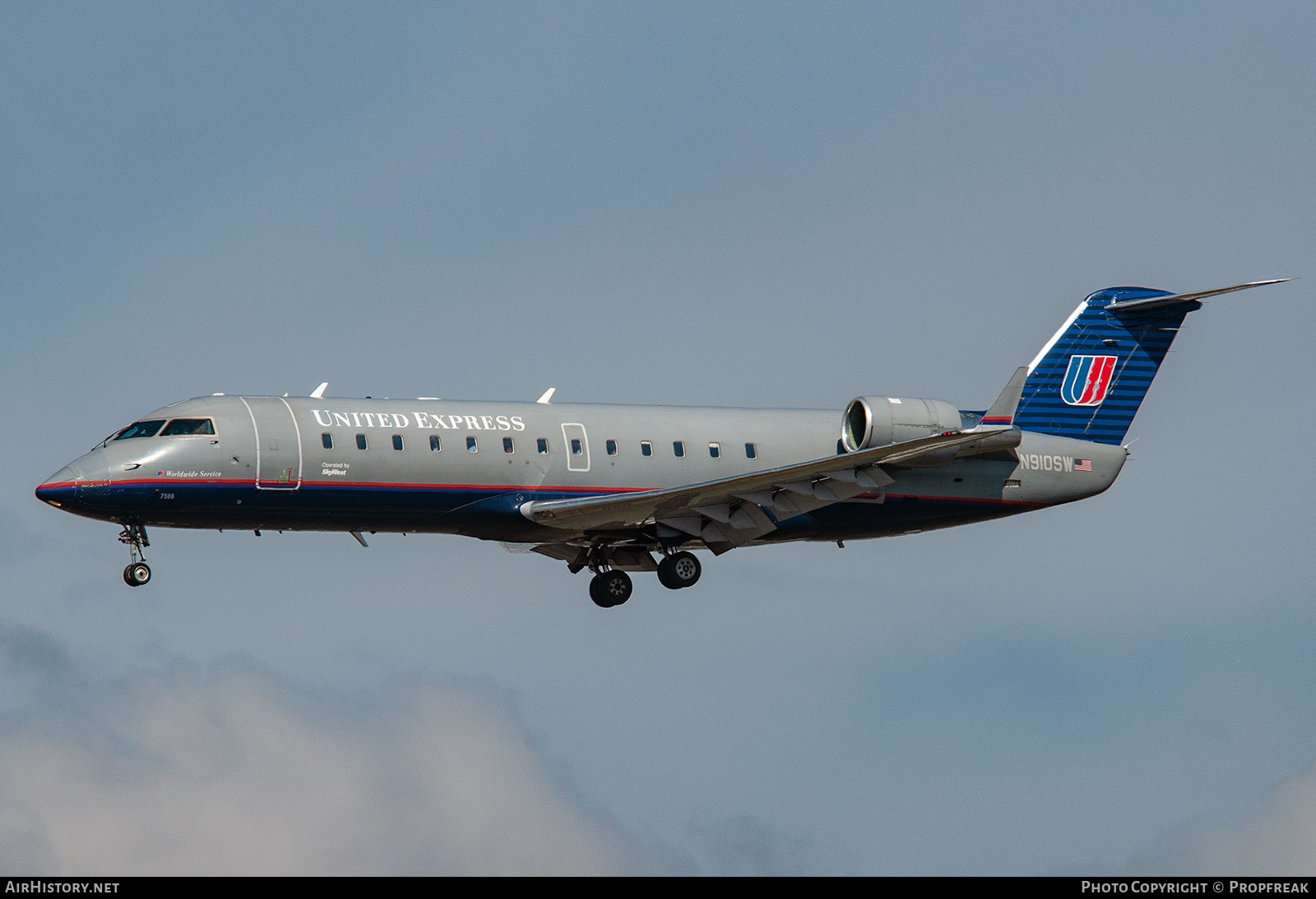 Aircraft Photo of N910SW | Bombardier CRJ-200LR (CL-600-2B19) | United Express | AirHistory.net #588963