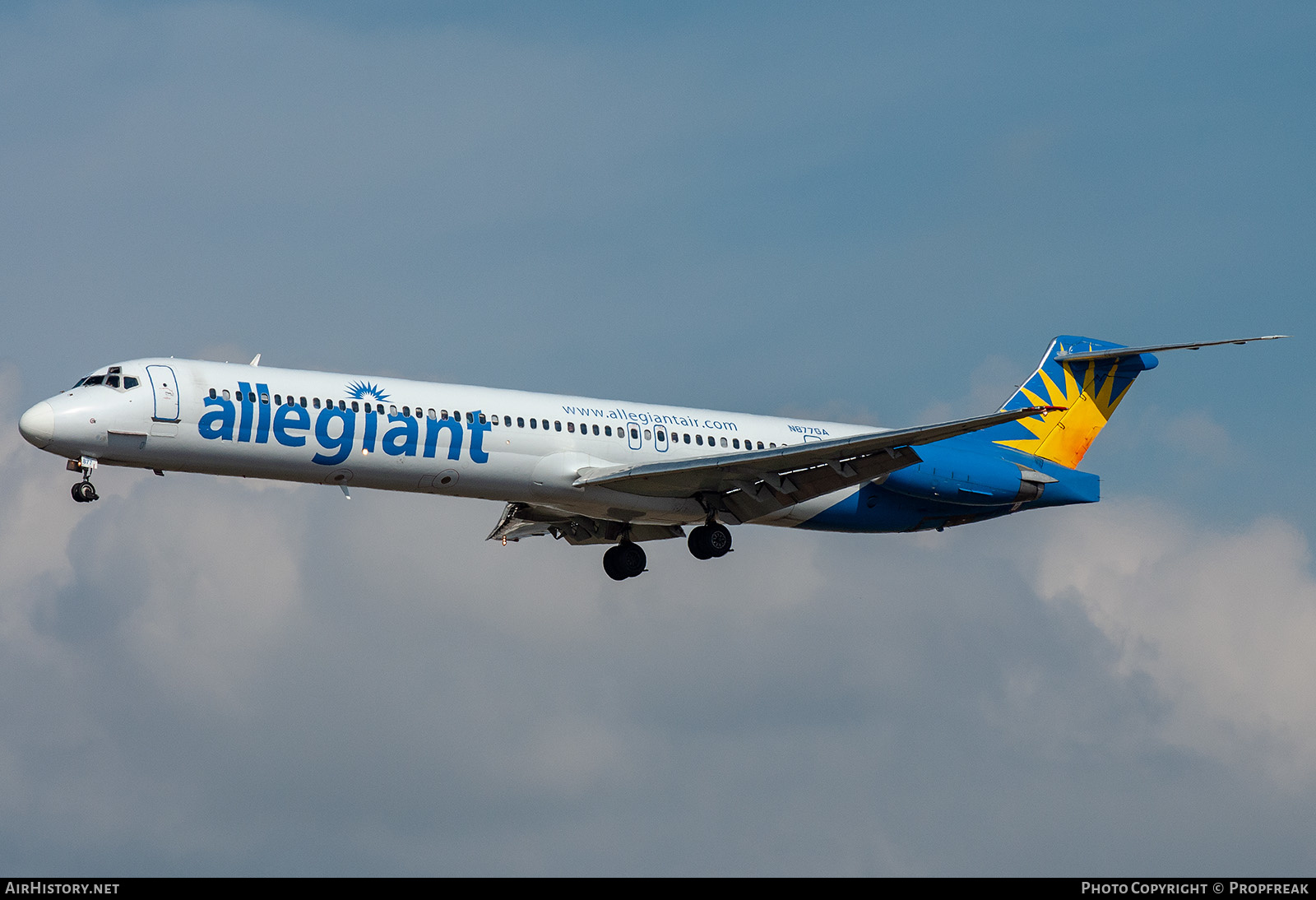 Aircraft Photo of N877GA | McDonnell Douglas MD-83 (DC-9-83) | Allegiant Air | AirHistory.net #588965