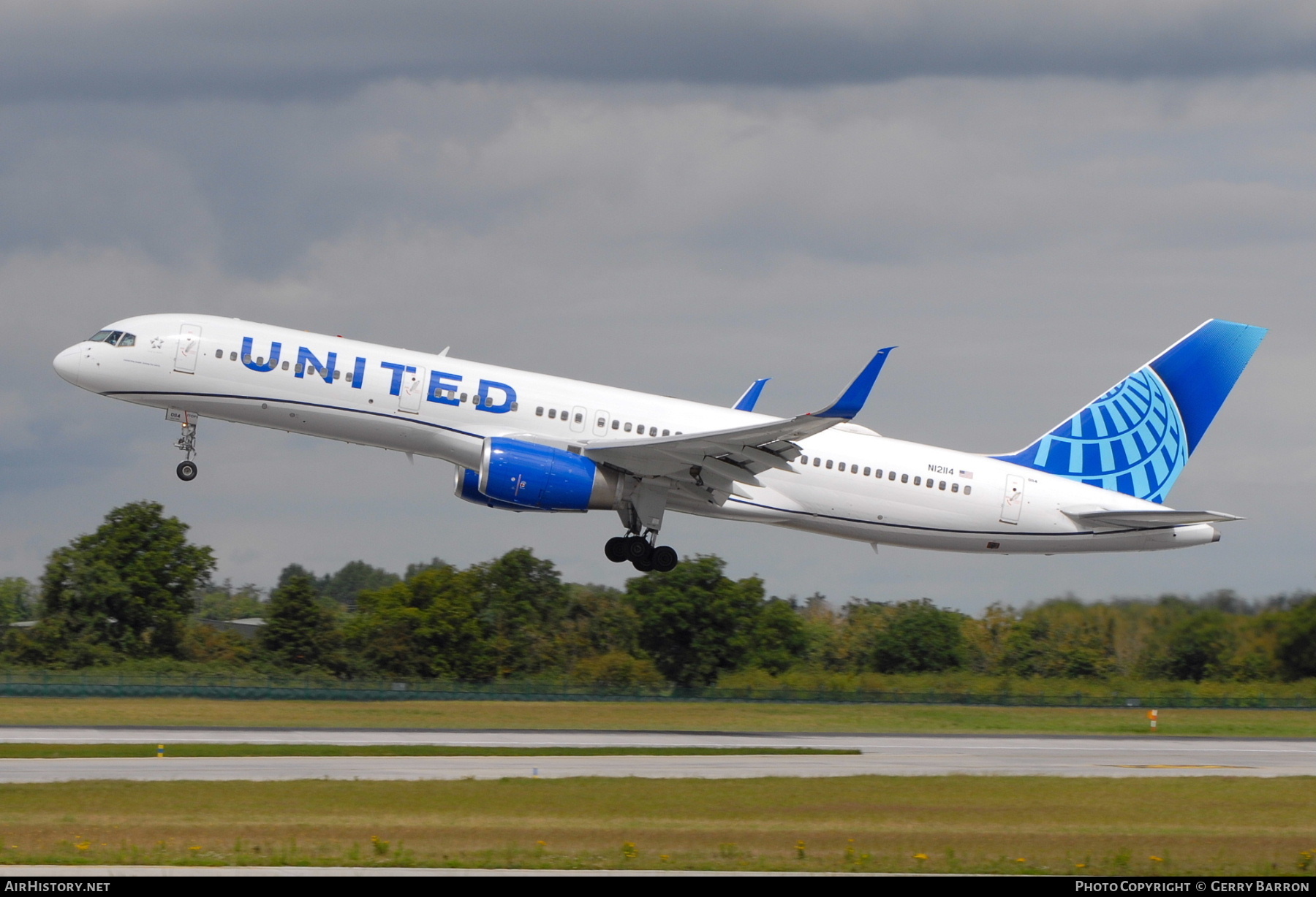 Aircraft Photo of N12114 | Boeing 757-224 | United Airlines | AirHistory.net #588982