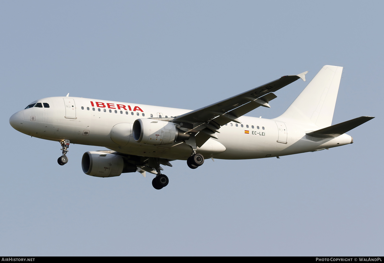 Aircraft Photo of EC-LEI | Airbus A319-111 | Iberia | AirHistory.net #589020
