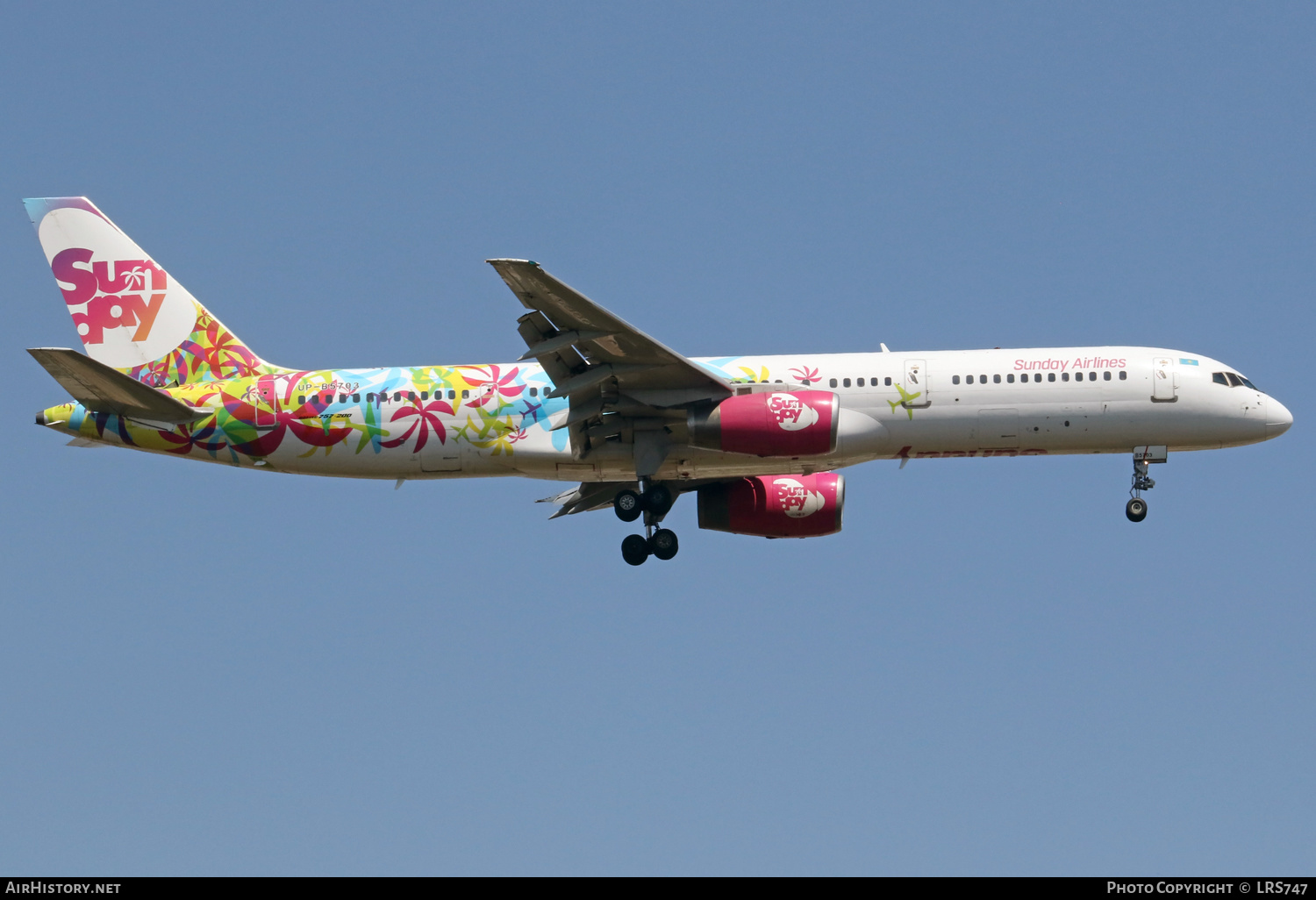 Aircraft Photo of UP-B5703 | Boeing 757-21B | Sunday Airlines | AirHistory.net #589131