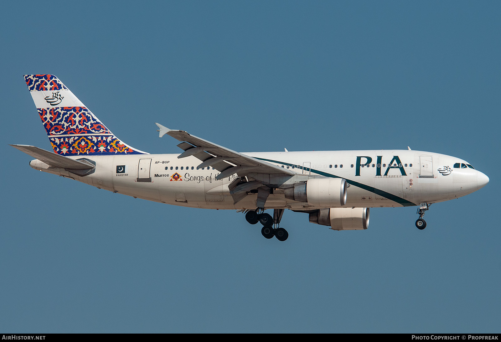 Aircraft Photo of AP-BGP | Airbus A310-324/ET | Pakistan International Airlines - PIA | AirHistory.net #589154