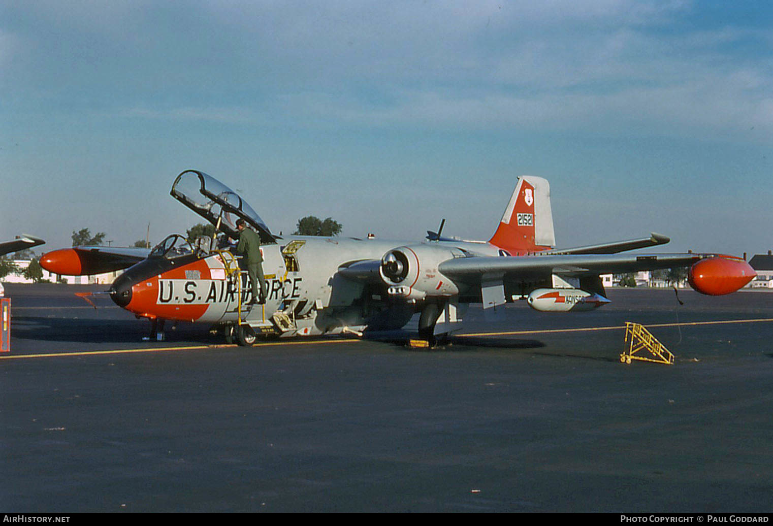 Aircraft Photo of 52-1521 / 21521 | Martin EB-57B Canberra | USA - Air Force | AirHistory.net #589224