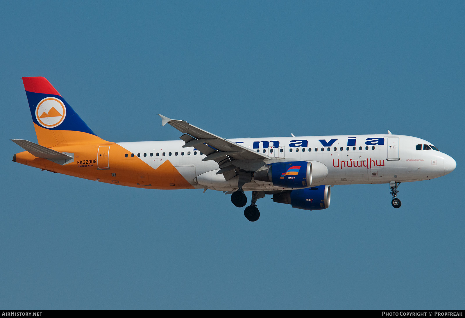 Aircraft Photo of EK32008 | Airbus A320-211 | Armavia | AirHistory.net #589234