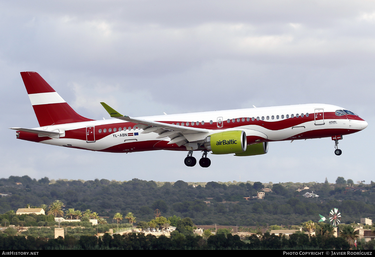 Aircraft Photo of YL-ABN | Airbus A220-371 (BD-500-1A11) | AirBaltic | AirHistory.net #589280