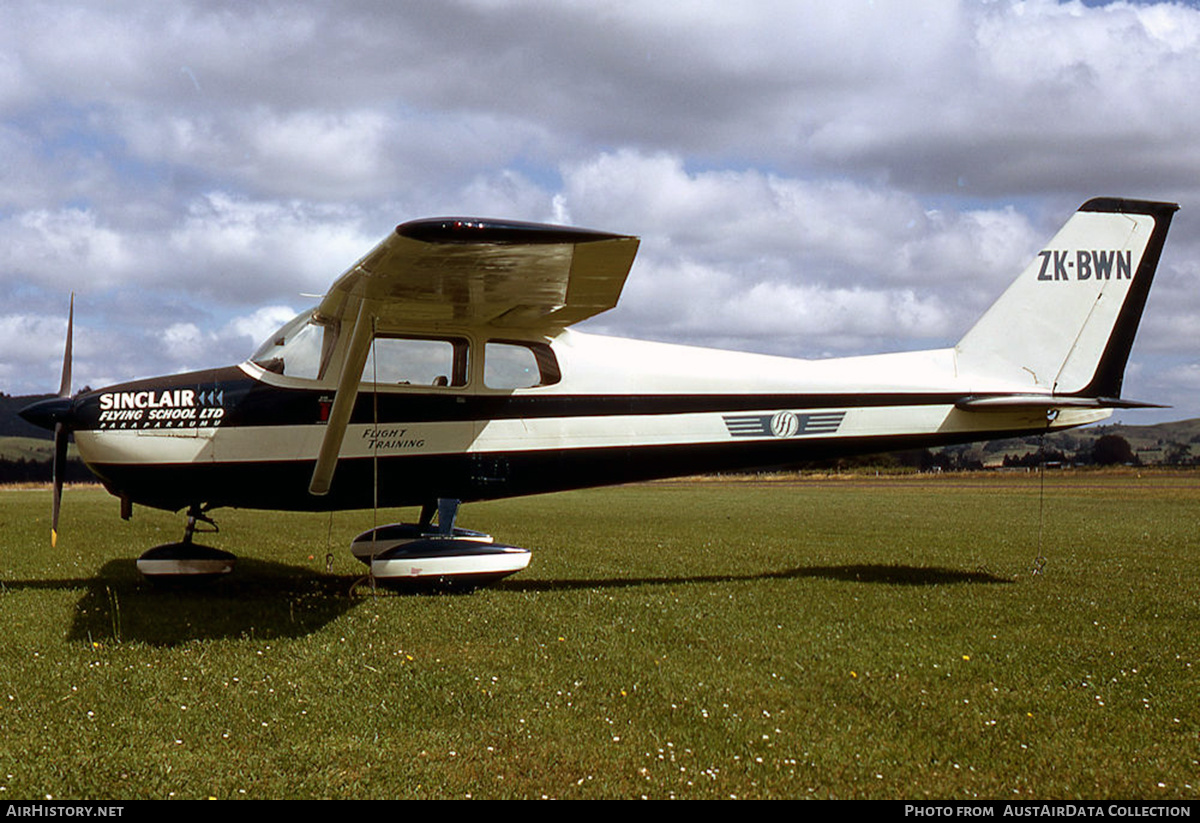Aircraft Photo of ZK-BWN | Cessna 172A | Sinclair Flying School | AirHistory.net #589308