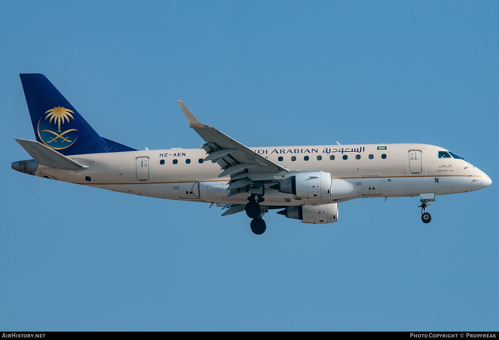 Aircraft Photo of HZ-AEN | Embraer 170LR (ERJ-170-100LR) | Saudi Arabian Airlines | AirHistory.net #589384