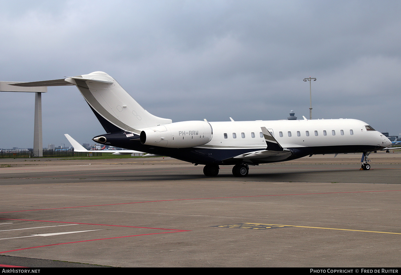 Aircraft Photo of PH-RRW | Bombardier Global 6500 (BD-700-1A10) | AirHistory.net #589389