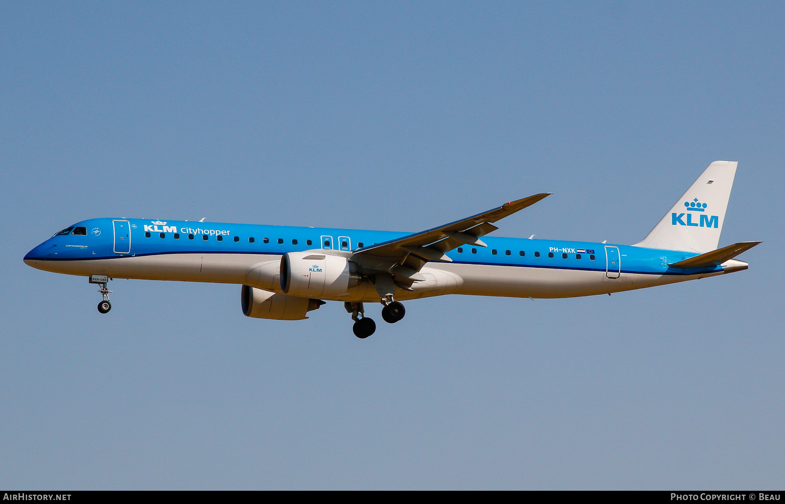 Aircraft Photo of PH-NXK | Embraer 195-E2 (ERJ-190-400) | KLM Cityhopper | AirHistory.net #589470