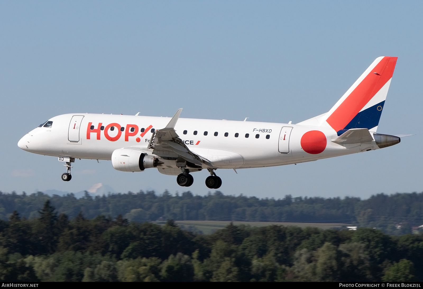 Aircraft Photo of F-HBXD | Embraer 170STD (ERJ-170-100STD) | Hop! | AirHistory.net #589531