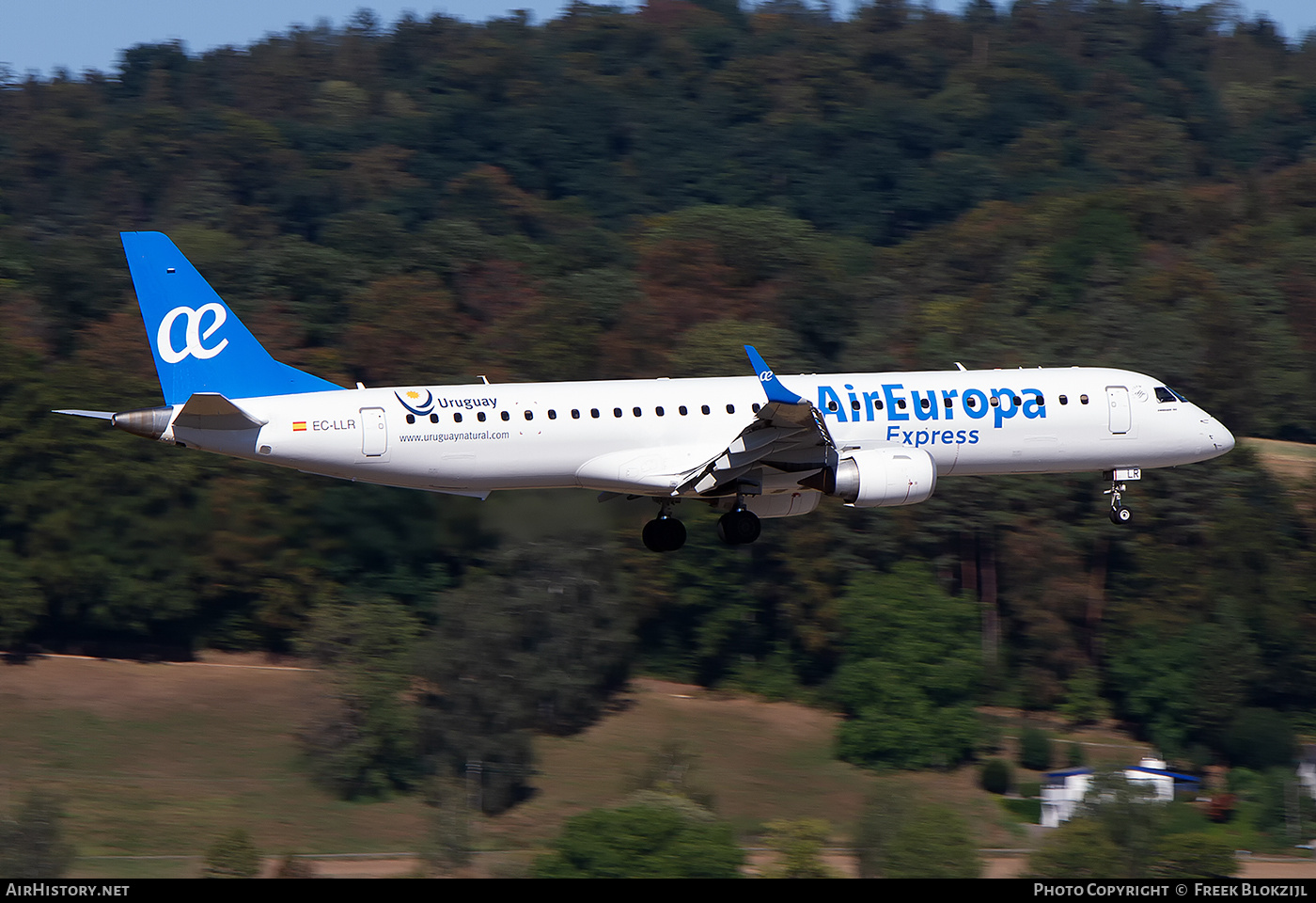 Aircraft Photo of EC-LLR | Embraer 195LR (ERJ-190-200LR) | Air Europa Express | AirHistory.net #589551