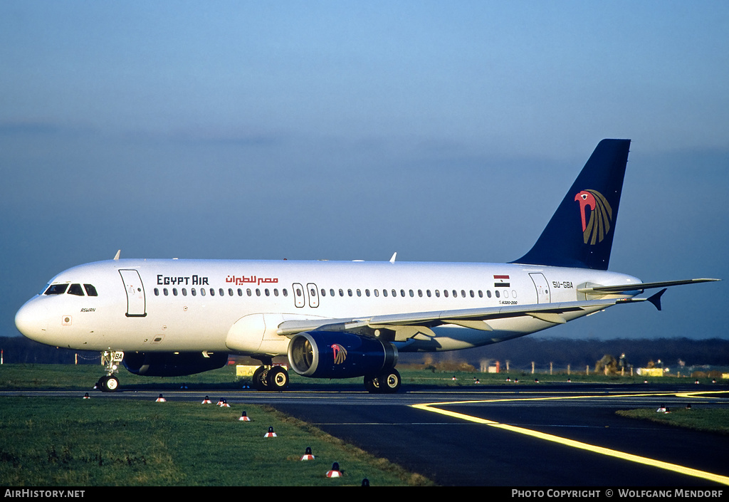 Aircraft Photo of SU-GBA | Airbus A320-231 | EgyptAir | AirHistory.net #589571