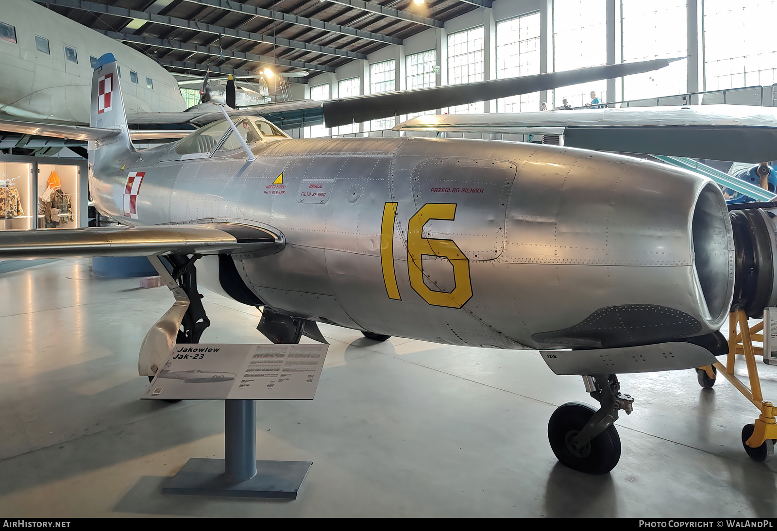 Aircraft Photo of 16 | Yakovlev Yak-23 | Poland - Air Force | AirHistory.net #589610