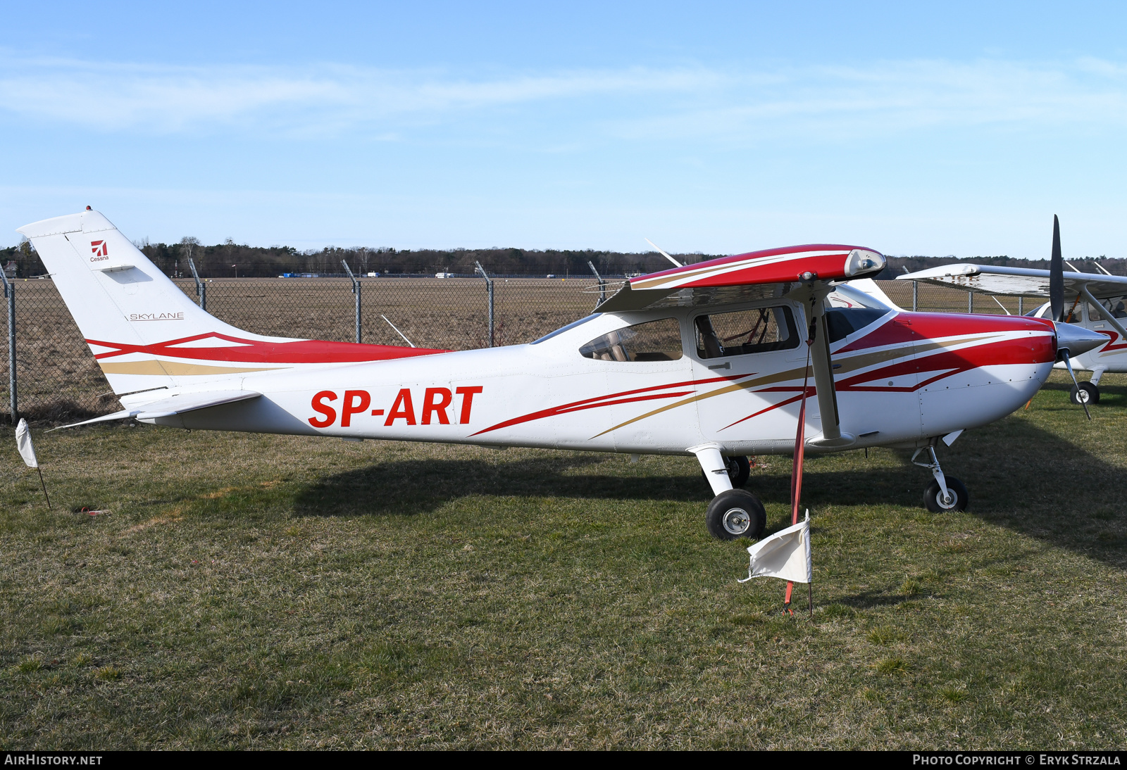Aircraft Photo of SP-ART | Cessna 182T Skylane | AirHistory.net #589612