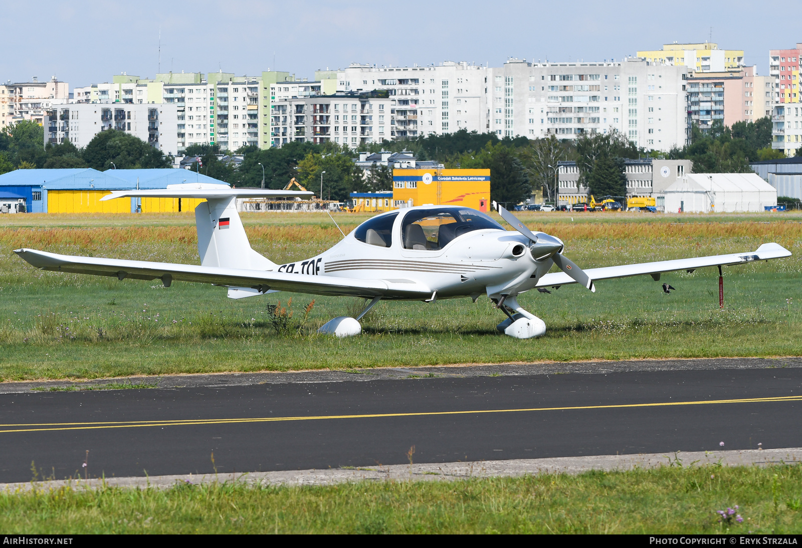 Aircraft Photo of SP-TOF | Diamond DA40 Diamond Star | AirHistory.net #589621