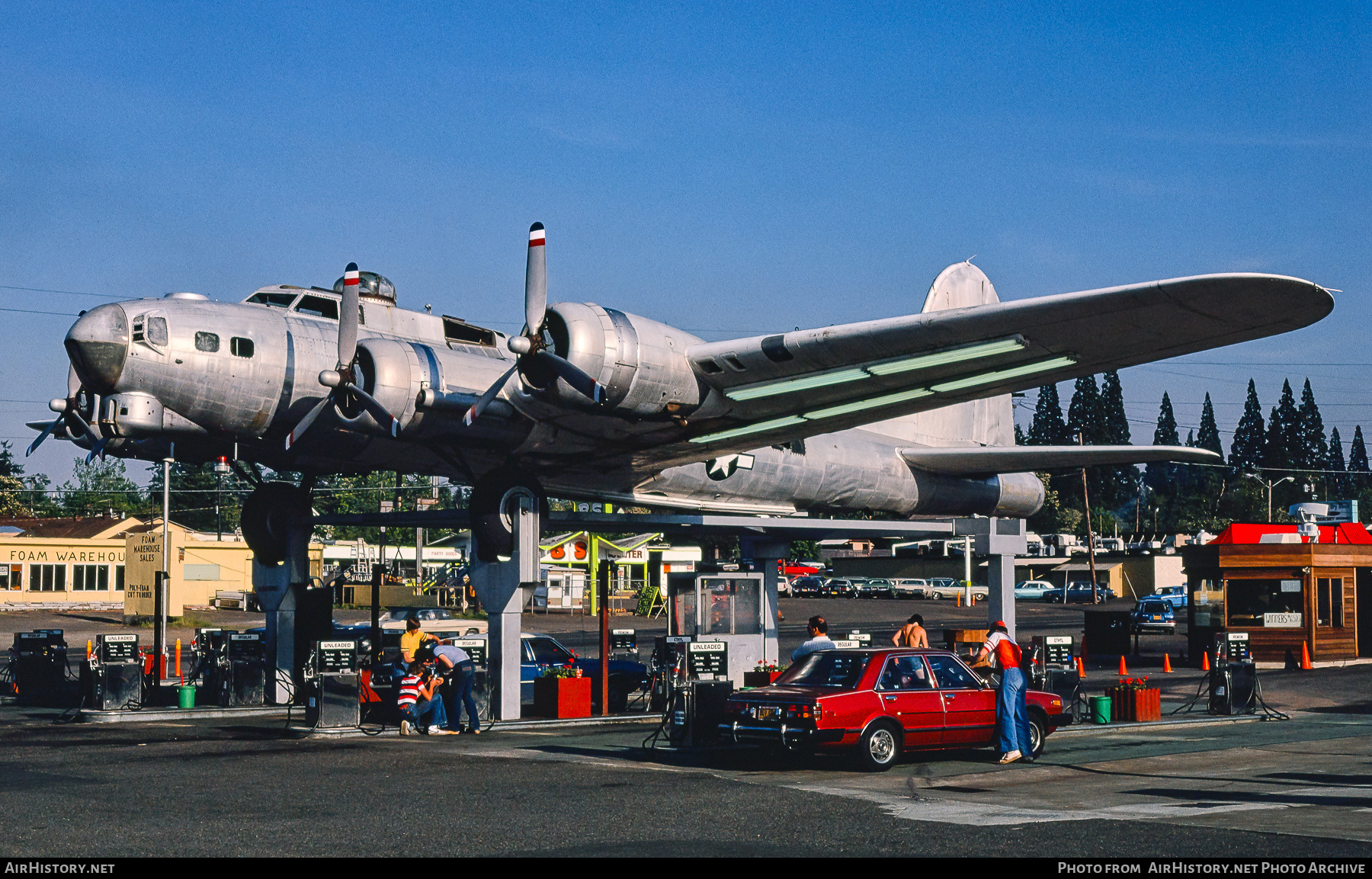 Aircraft Photo of 44-85790 / 4-85790 | Boeing B-17G Flying Fortress | USA - Air Force | AirHistory.net #589633