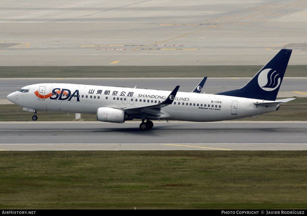 Aircraft Photo of B-1359 | Boeing 737-800 | Shandong Airlines - SDA | AirHistory.net #589637