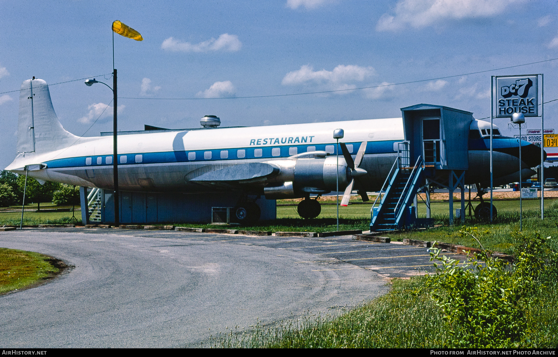 Aircraft Photo of N51700 | Douglas DC-7B | AirHistory.net #589639