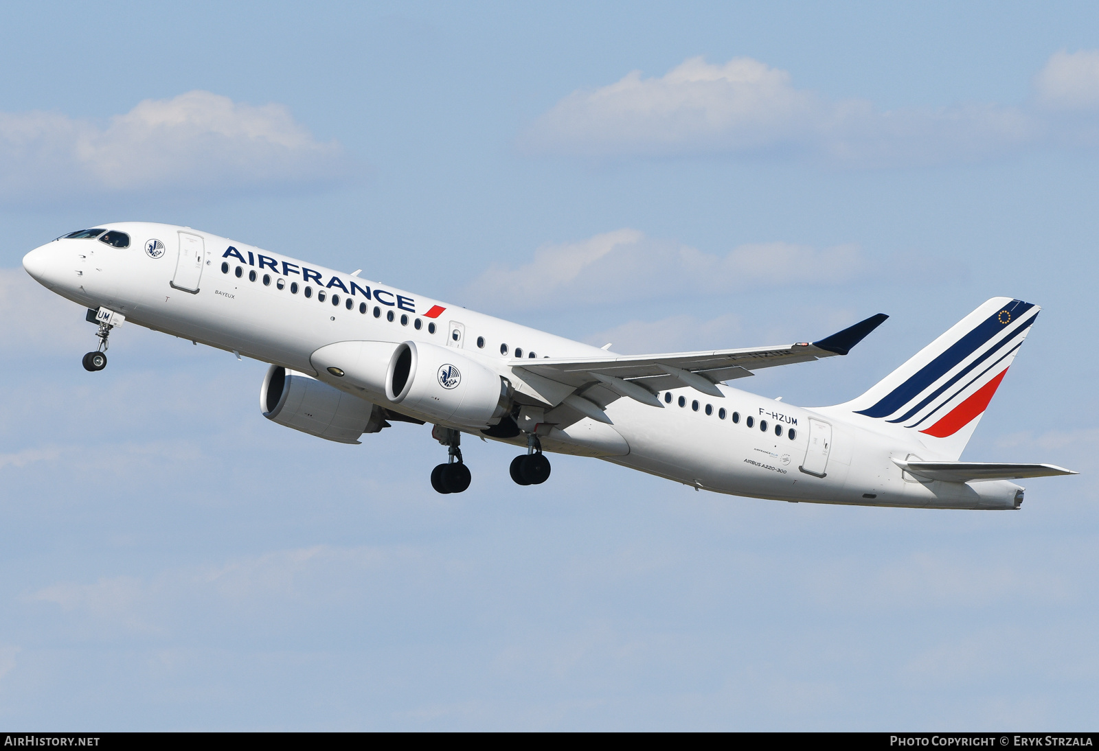 Aircraft Photo of F-HZUM | Airbus A220-371 (BD-500-1A11) | Air France | AirHistory.net #589641