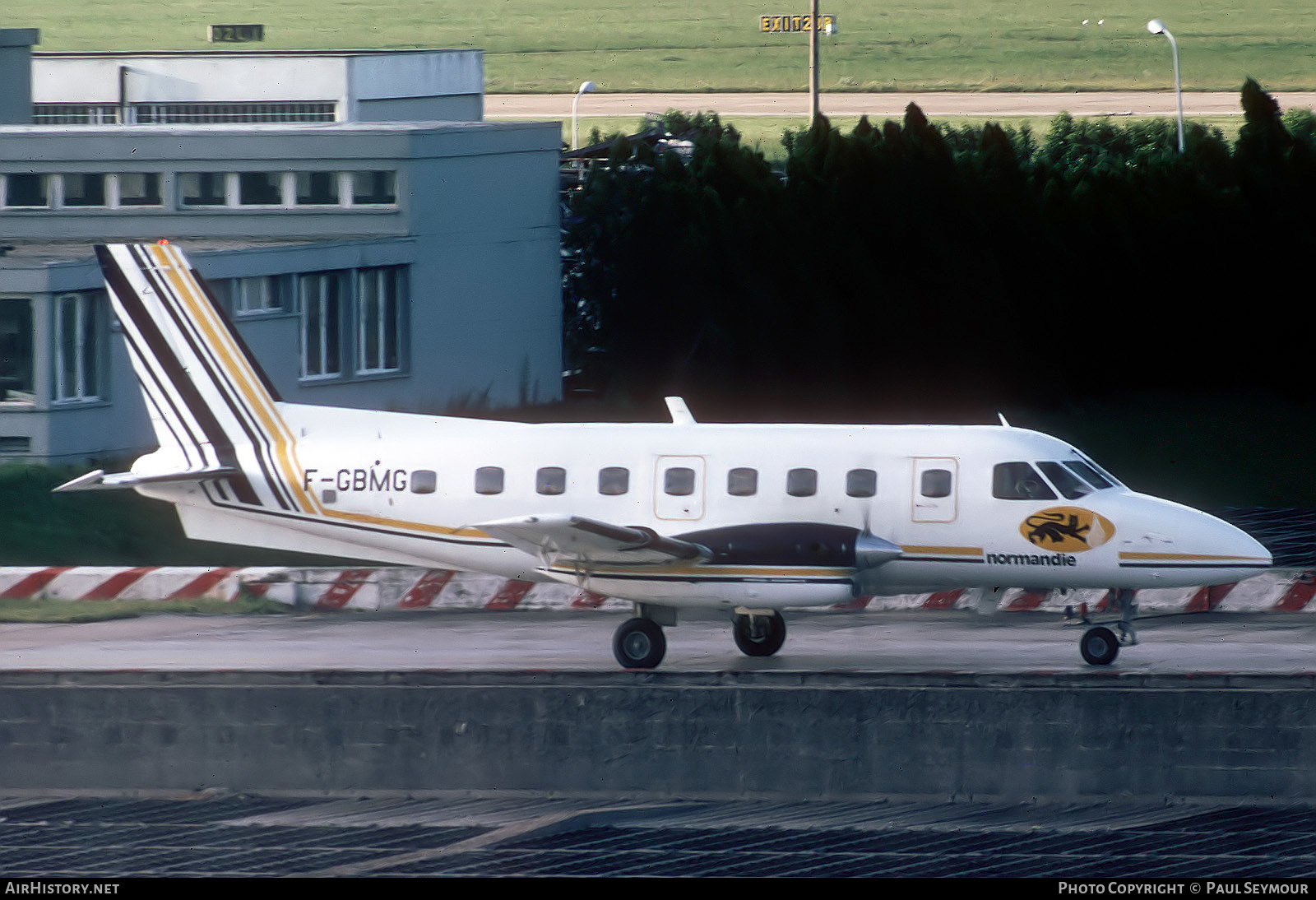 Aircraft Photo of F-GBMG | Embraer EMB-110P2 Bandeirante | AirHistory.net #589668