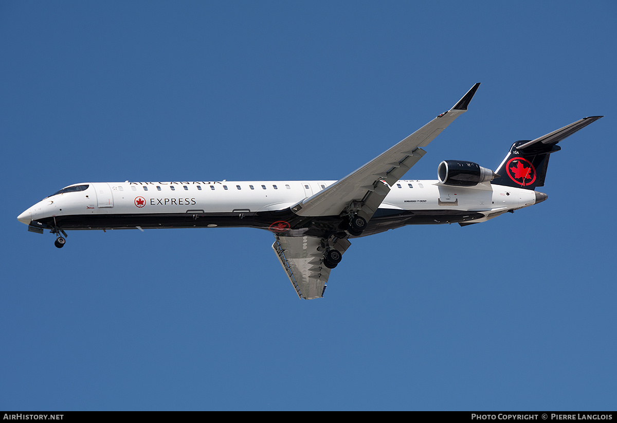 Aircraft Photo of C-GJFZ | Bombardier CRJ-900LR (CL-600-2D24) | Air Canada Express | AirHistory.net #589758
