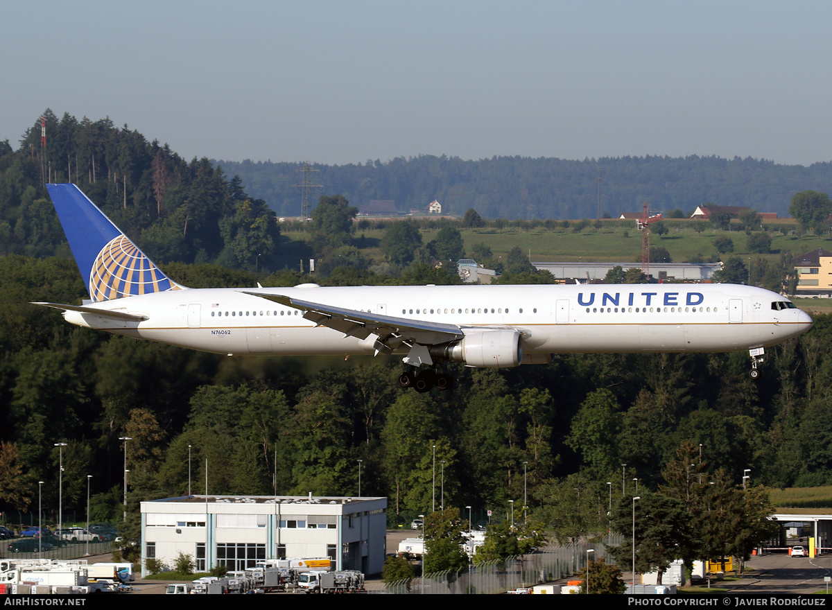 Aircraft Photo of N76062 | Boeing 767-424/ER | United Airlines | AirHistory.net #589806