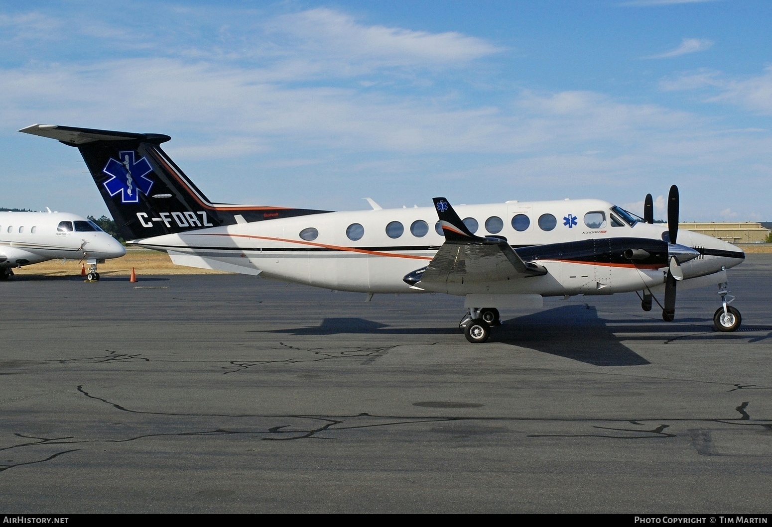 Aircraft Photo of C-FDRZ | Beechcraft 350i King Air (B300) | AirHistory.net #589874